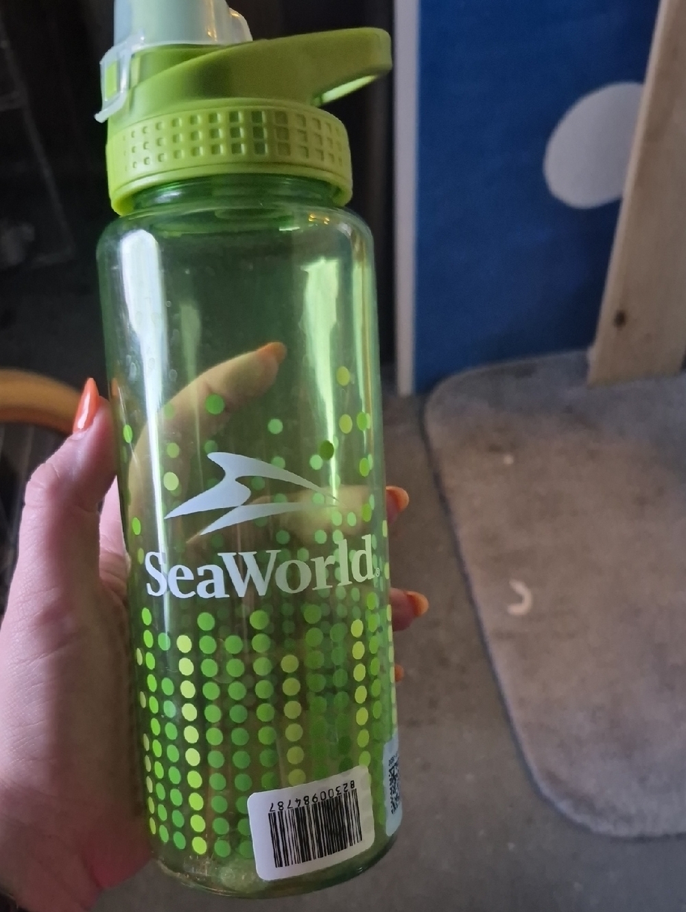SeaWorld Green Dot Water Bottle